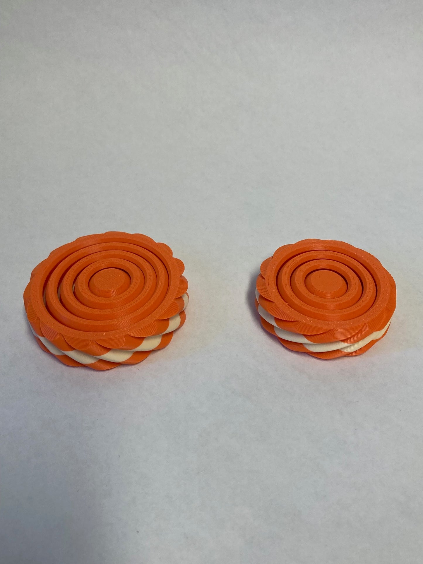 5-Ring Twisty Gyro Spinner (Three Color)