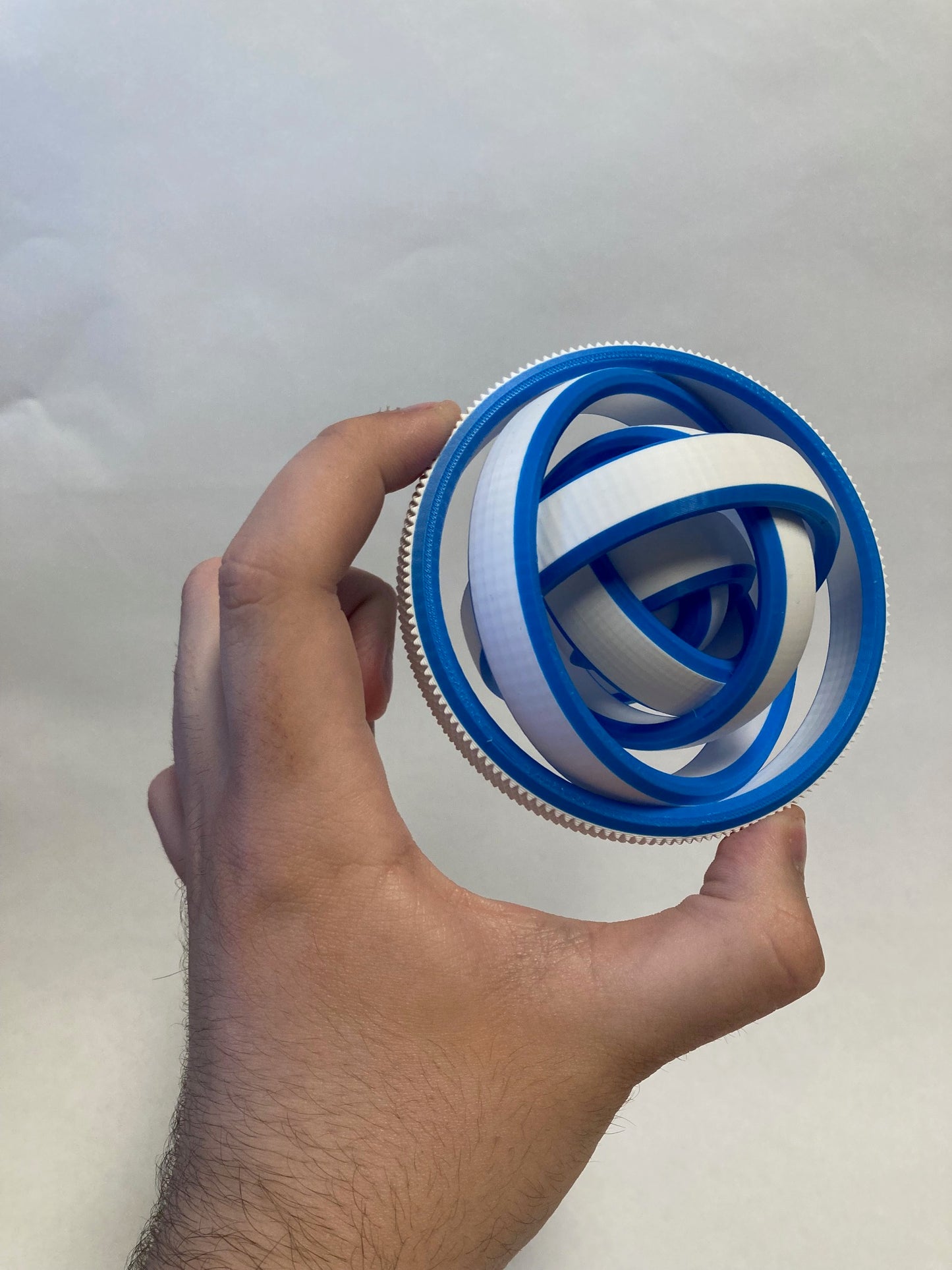 Big Gyro Spinner (Two Colors)