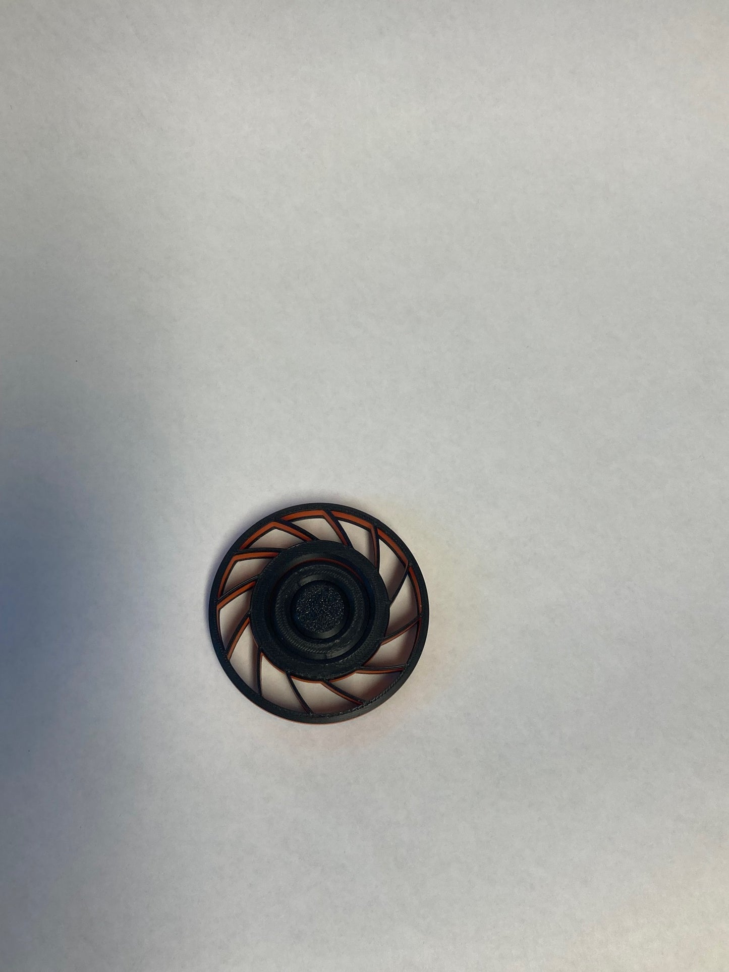 Fan Blades Spinner (Two Colors)