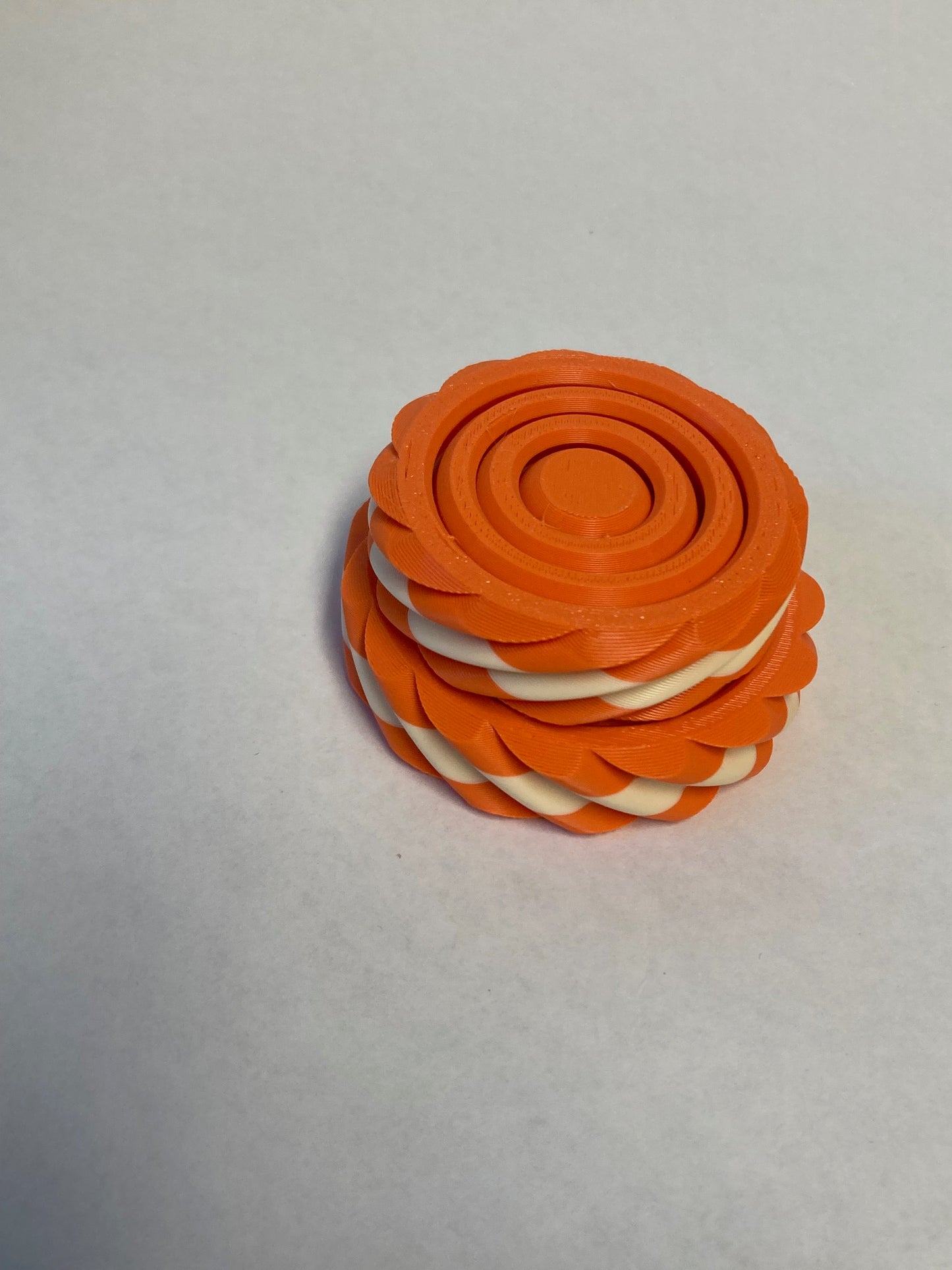 4-Ring Twisty Gyro Spinner (Three Color)