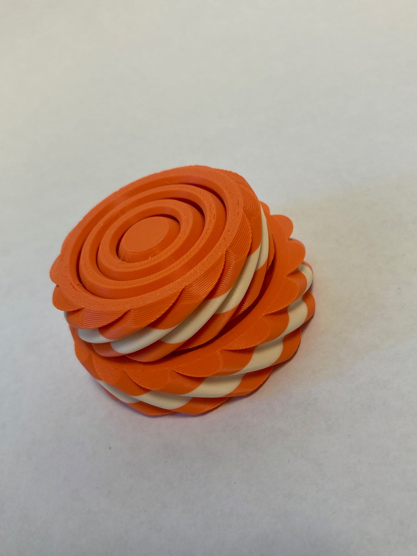 4-Ring Twisty Gyro Spinner (Three Color)