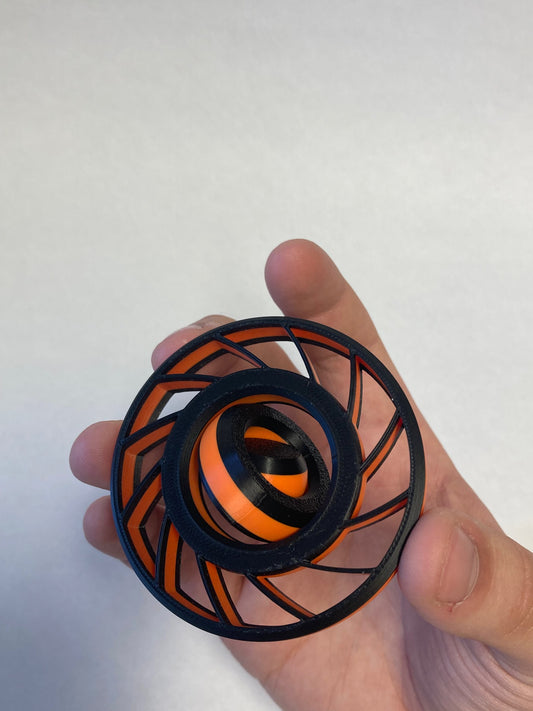 Fan Blades Spinner (One Color)